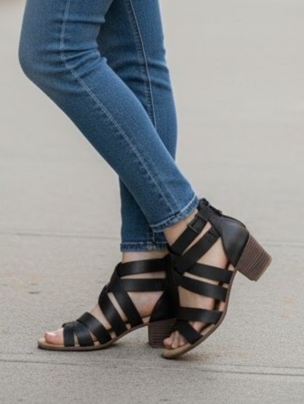 Clarks Collection Valarie Dream Strappy Black Leather Sandals